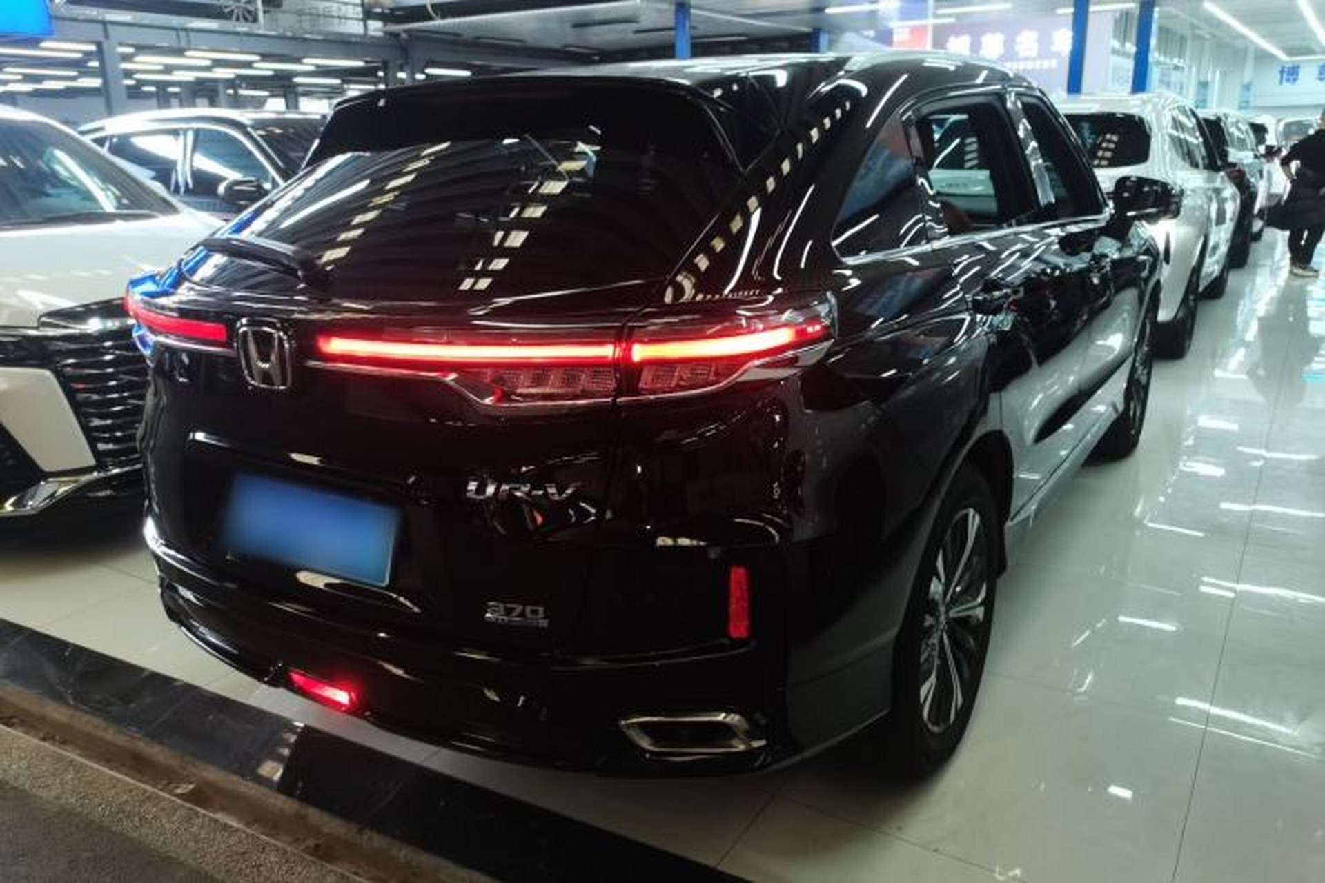 Used Honda UR-V 2020 370TURBO Two-Wheel Drive Luxury Edition Rear Right 45 Deg