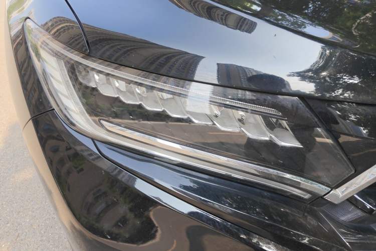 Used Honda UR-V 2020 370TURBO Two-Wheel Drive Luxury Edition Right Front Headlight