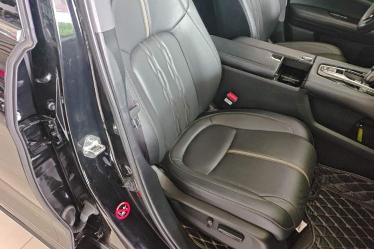 Used Honda UR-V 2020 240TURBO Two-Wheel Drive Zhiyue Version Right Front Seat
