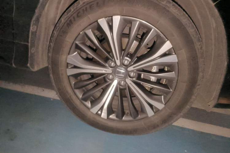 Used Honda UR-V 2020 370TURBO Two-Wheel Drive Luxury Edition Right Front Wheel Hub