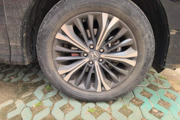 Used Honda UR-V 2020 370TURBO Two-Wheel Drive Luxury Edition Right Front Wheel Hub