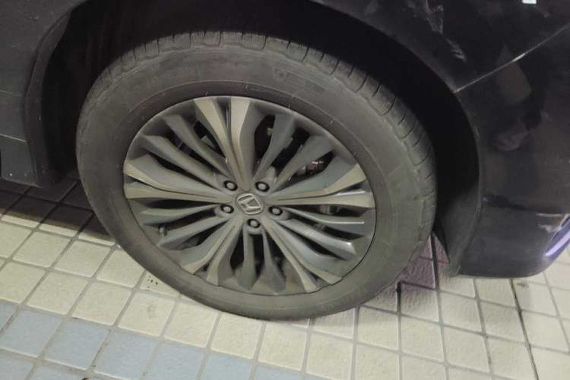 Used Honda UR-V 2020 370TURBO Two-Wheel Drive Luxury Edition Right Front Wheel Hub