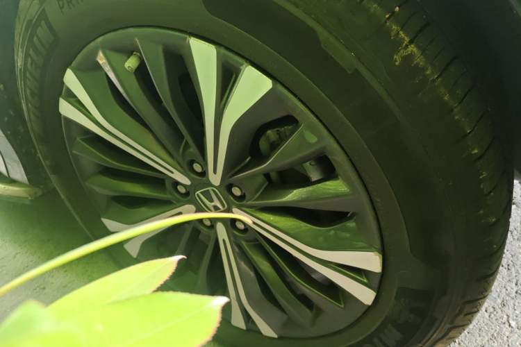 Used Honda UR-V 2020 370TURBO Two-Wheel Drive Luxury Edition Right Front Wheel Hub