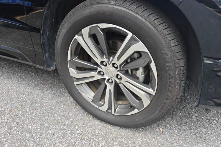 Used Honda UR-V 2020 240TURBO Two-Wheel Drive Zhiyue Version Right Front Wheel Hub