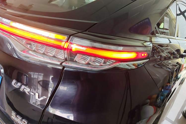 Used Honda UR-V 2020 370TURBO Two-Wheel Drive Luxury Edition Right Rear Taillight