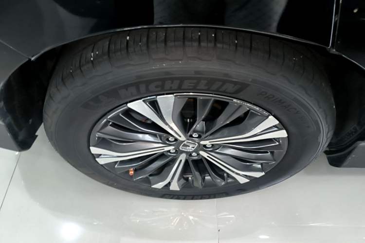 Used Honda UR-V 2020 370TURBO Two-Wheel Drive Luxury Edition Right Rear Wheel Hub