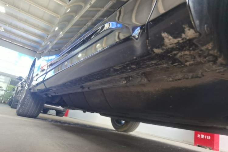 Used Honda UR-V 2020 240TURBO Two-Wheel Drive Zhiyue Version Right Side Sill