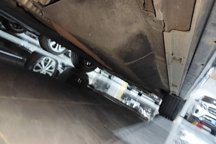 Used Honda UR-V 2020 370TURBO Four-Wheel Drive Prestige Edition Right Side Sill