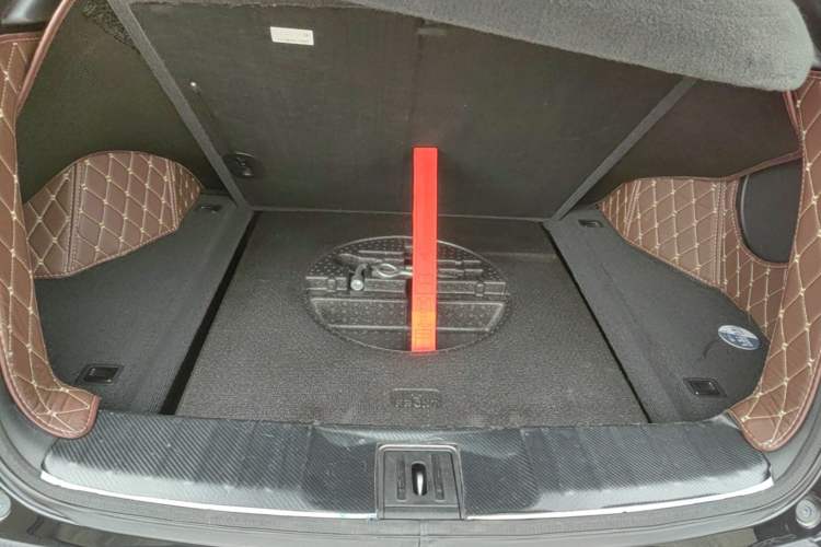 Used Honda UR-V 2020 370TURBO Four-Wheel Drive Prestige Edition Trunk