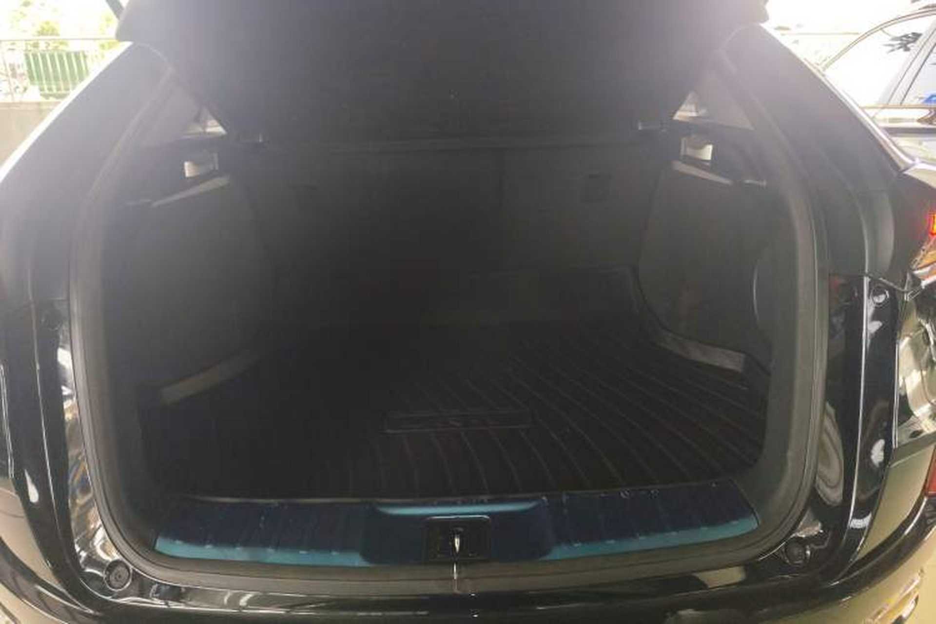Used Honda UR-V 2020 370TURBO Two-Wheel Drive Luxury Edition Trunk