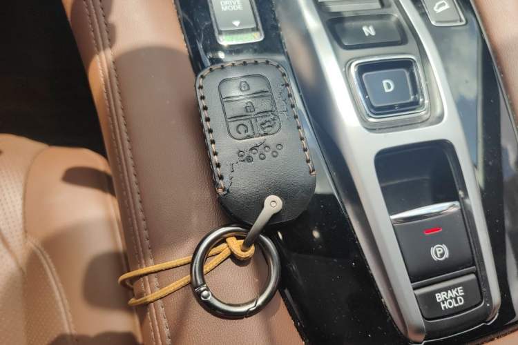 Used Honda UR-V 2020 370TURBO Two-Wheel Drive Luxury Edition Vehicle Key