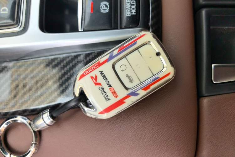 Used Honda UR-V 2020 370TURBO Two-Wheel Drive Luxury Edition Vehicle Key