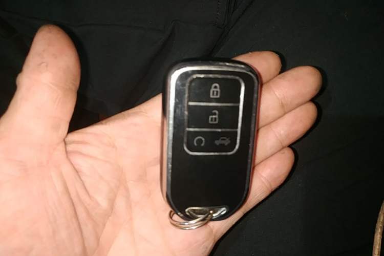 Used Honda UR-V 2020 240TURBO Front-Wheel Drive Elegant Edition Vehicle Key