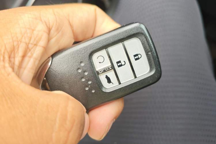 Used Honda UR-V 2020 370TURBO Two-Wheel Drive Luxury Edition Vehicle Key