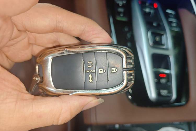 Used Honda UR-V 2020 370TURBO Two-Wheel Drive Luxury Edition Vehicle Key