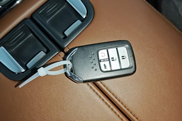 Used Honda UR-V 2020 370TURBO Four-Wheel Drive Prestige Edition Vehicle Key