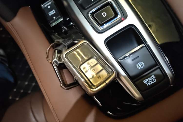 Used Honda UR-V 2020 370TURBO Four-Wheel Drive Prestige Edition Vehicle Key
