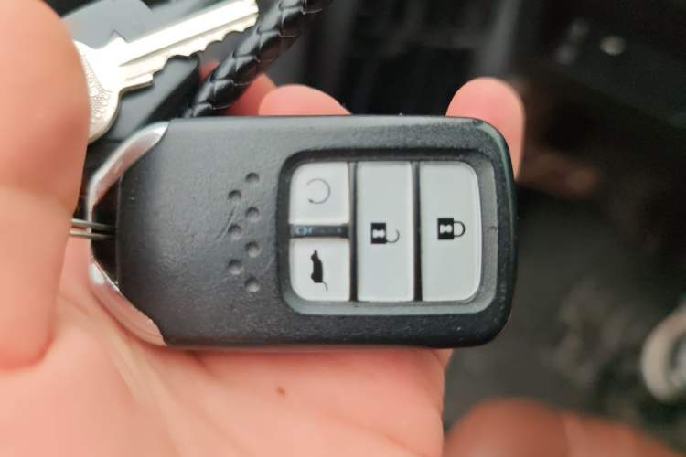 Used Honda UR-V 2020 370TURBO Two-Wheel Drive Luxury Edition Vehicle Key