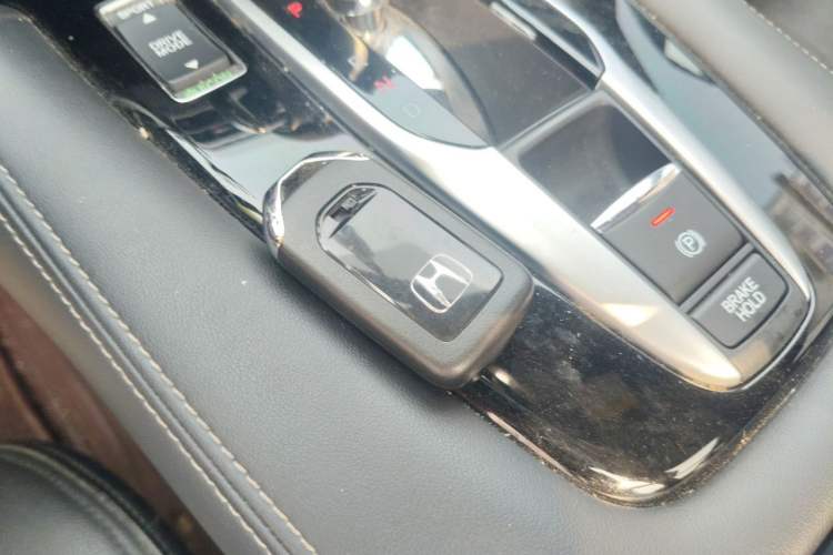 Used Honda UR-V 2020 240TURBO Two-Wheel Drive Zhiyue Version Vehicle Key