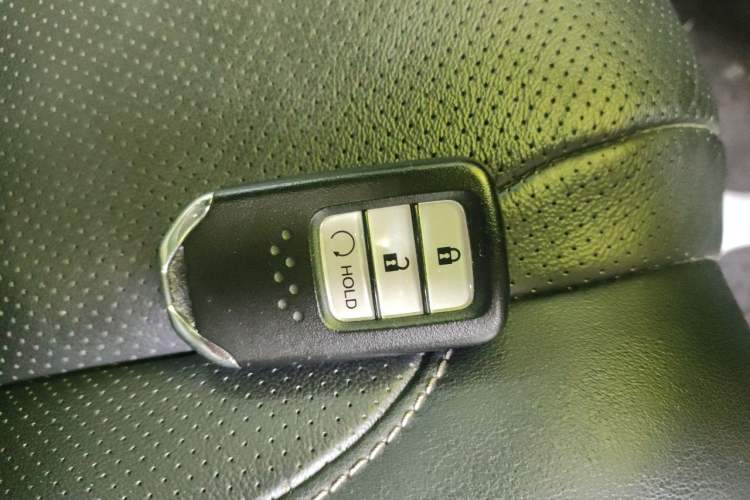 Used Honda UR-V 2020 240TURBO Two-Wheel Drive Zhiyue Version Vehicle Key