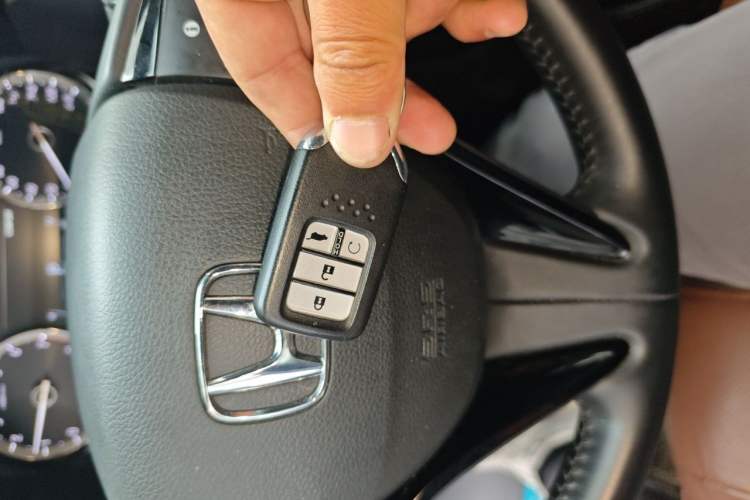 Used Honda UR-V 2020 370TURBO Four-Wheel Drive Prestige Edition Vehicle Key