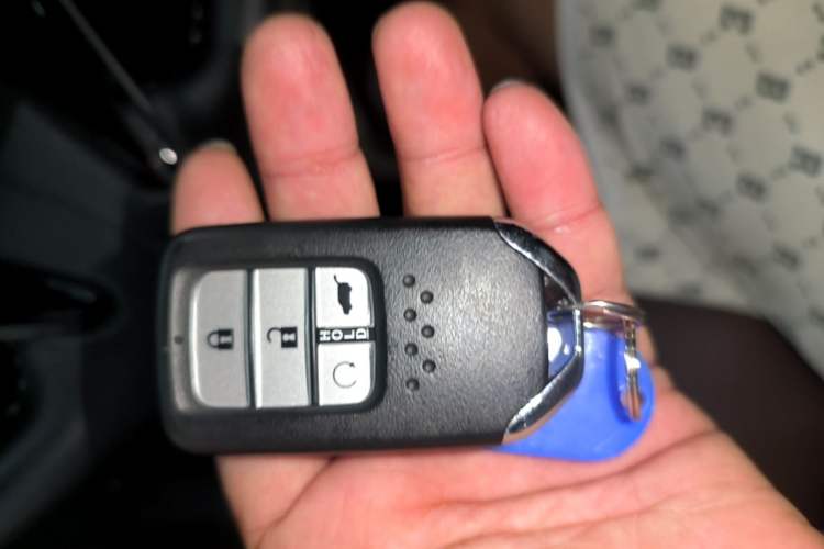 Used Honda UR-V 2020 370TURBO Two-Wheel Drive Luxury Edition Vehicle Key