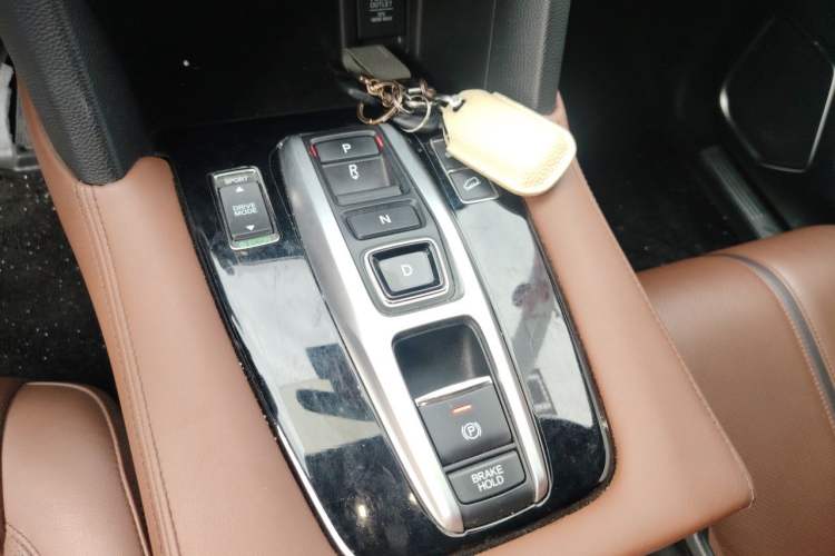 Used Honda UR-V 2020 370TURBO Two-Wheel Drive Luxury Edition Gear Lever