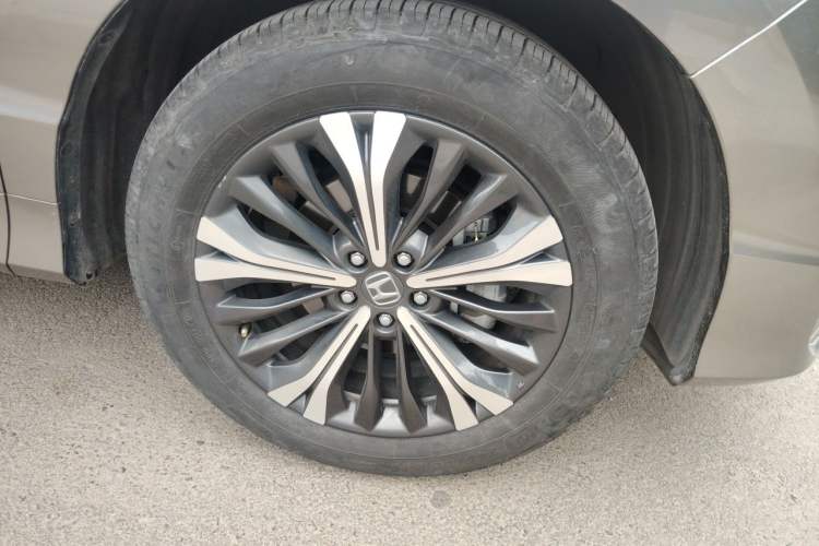 Used Honda UR-V 2020 370TURBO Two-Wheel Drive Luxury Edition Right Front Wheel Hub