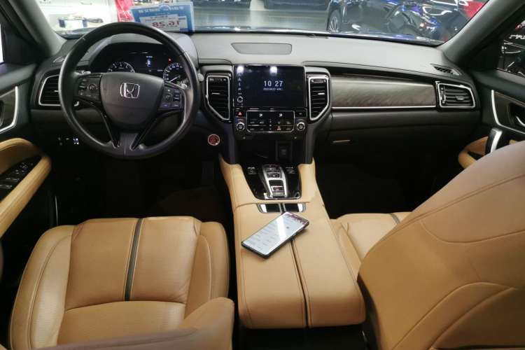 Used Honda UR-V 2020 370TURBO Two-Wheel Drive Luxury Edition Center Console