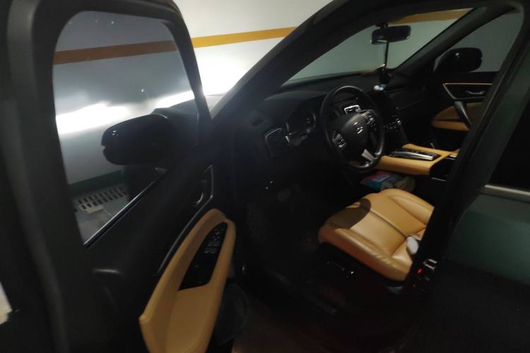 Used Honda UR-V 2020 370TURBO Two-Wheel Drive Luxury Edition Driver Seat