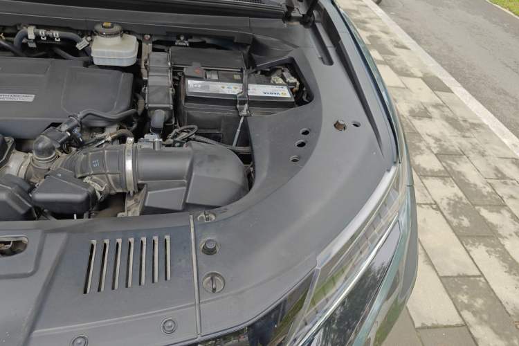 Used Honda UR-V 2020 370TURBO Two-Wheel Drive Luxury Edition Engine Bay Left