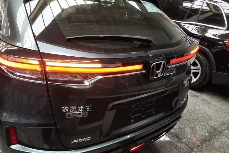 Used Honda UR-V 2020 370TURBO Four-Wheel Drive Prestige Edition Exterior 4