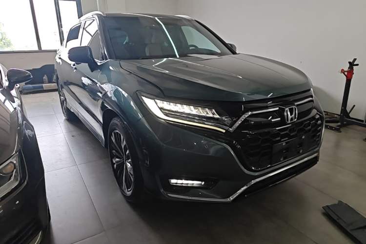 Used Honda UR-V 2020 370TURBO Two-Wheel Drive Luxury Edition Front Right 45 Deg