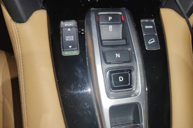 Used Honda UR-V 2020 370TURBO Two-Wheel Drive Luxury Edition Gear Lever