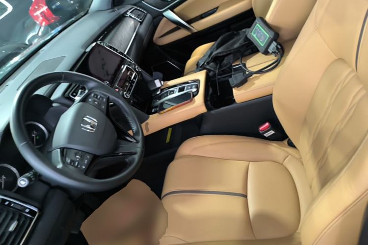 Used Honda UR-V 2020 370TURBO Two-Wheel Drive Luxury Edition Left Front Seat