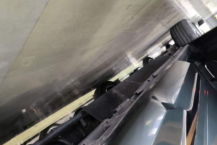 Used Honda UR-V 2020 370TURBO Two-Wheel Drive Luxury Edition Left Side Sill