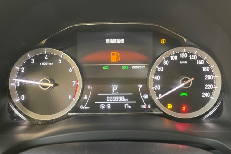 Used Honda UR-V 2020 370TURBO Four-Wheel Drive Prestige Edition Odometer Close Up