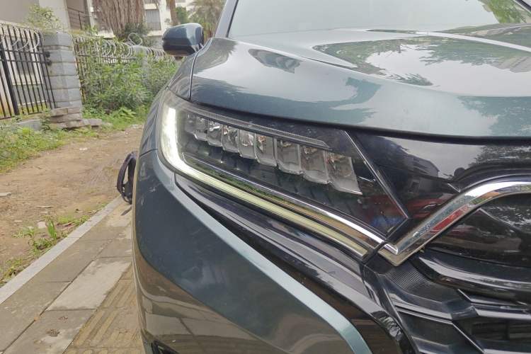 Used Honda UR-V 2020 370TURBO Two-Wheel Drive Luxury Edition Right Front Headlight