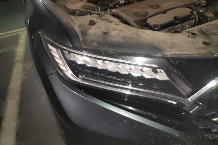 Used Honda UR-V 2020 370TURBO Two-Wheel Drive Luxury Edition Right Front Headlight