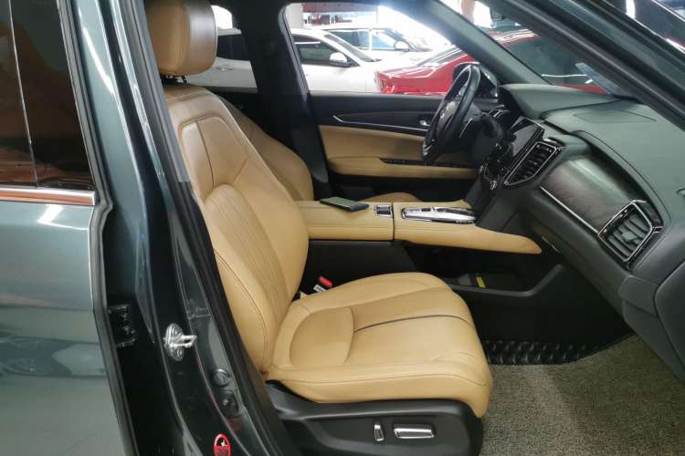 Used Honda UR-V 2020 370TURBO Two-Wheel Drive Luxury Edition Right Front Seat