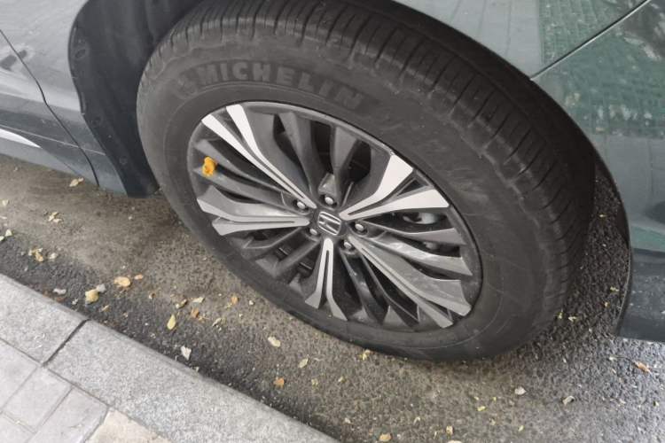 Used Honda UR-V 2020 370TURBO Four-Wheel Drive Prestige Edition Right Front Wheel Hub