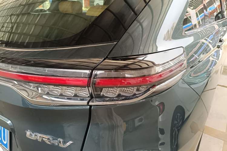 Used Honda UR-V 2020 370TURBO Two-Wheel Drive Luxury Edition Right Rear Taillight