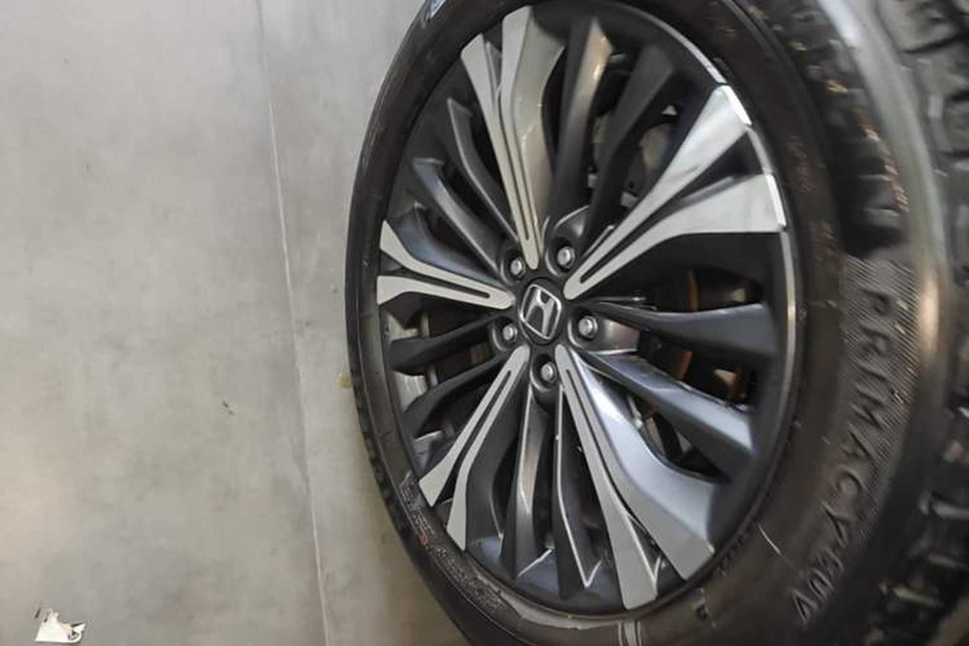 Used Honda UR-V 2020 370TURBO Two-Wheel Drive Luxury Edition Right Rear Wheel Hub