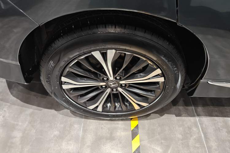 Used Honda UR-V 2020 370TURBO Two-Wheel Drive Luxury Edition Right Rear Wheel Hub