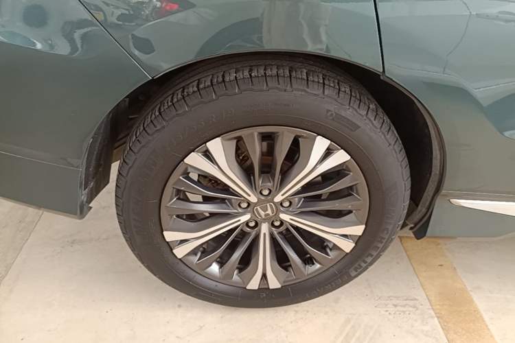 Used Honda UR-V 2020 370TURBO Two-Wheel Drive Luxury Edition Right Rear Wheel Hub