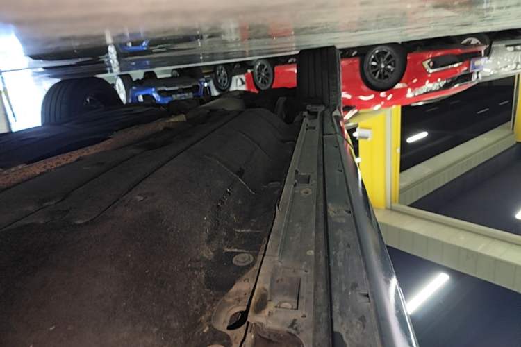 Used Honda UR-V 2020 370TURBO Four-Wheel Drive Prestige Edition Right Side Sill