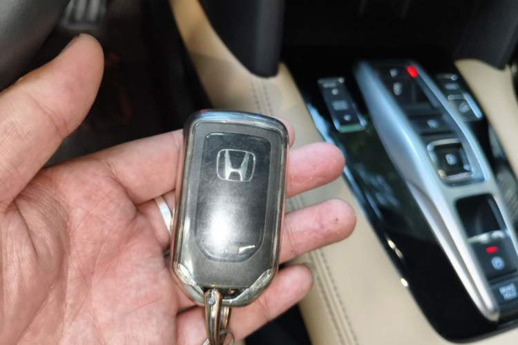 Used Honda UR-V 2020 370TURBO Four-Wheel Drive Prestige Edition Vehicle Key