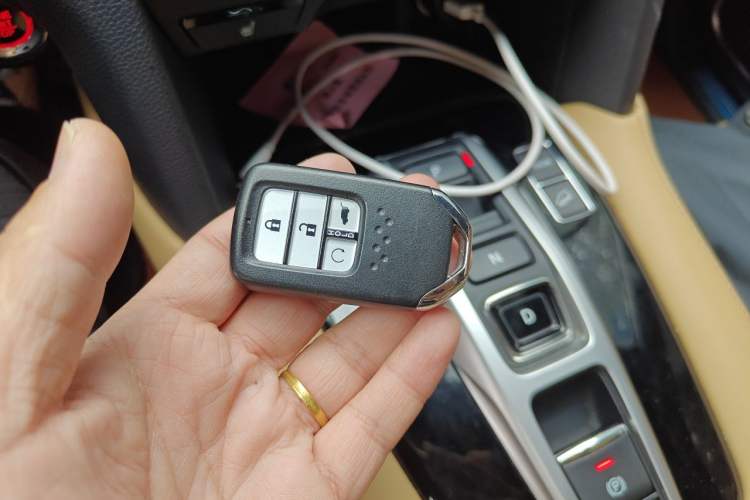 Used Honda UR-V 2020 370TURBO Two-Wheel Drive Luxury Edition Vehicle Key