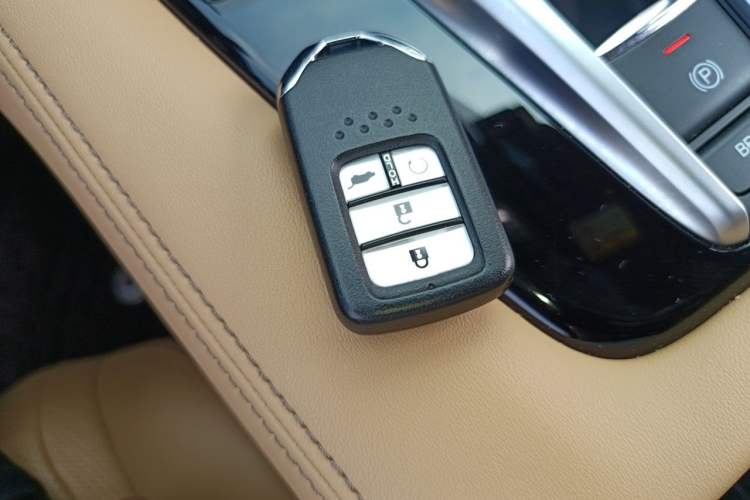 Used Honda UR-V 2020 370TURBO Four-Wheel Drive Prestige Edition Vehicle Key