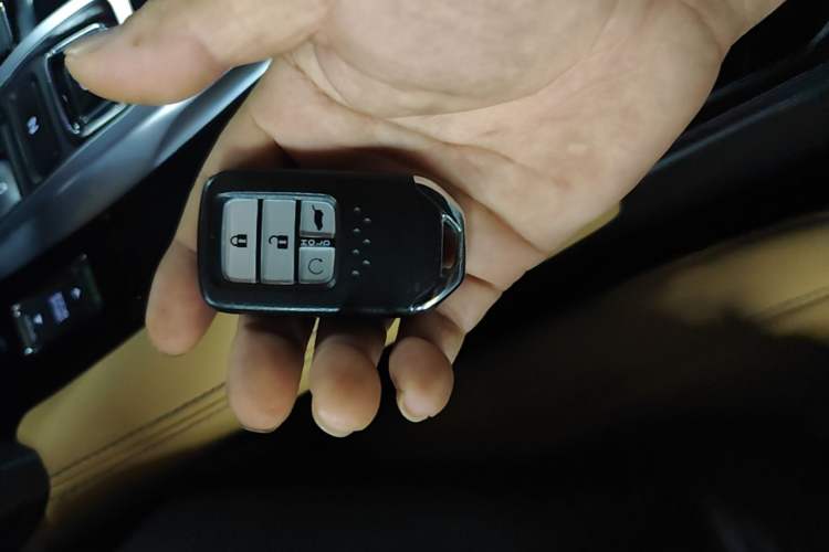Used Honda UR-V 2020 370TURBO Four-Wheel Drive Prestige Edition Vehicle Key